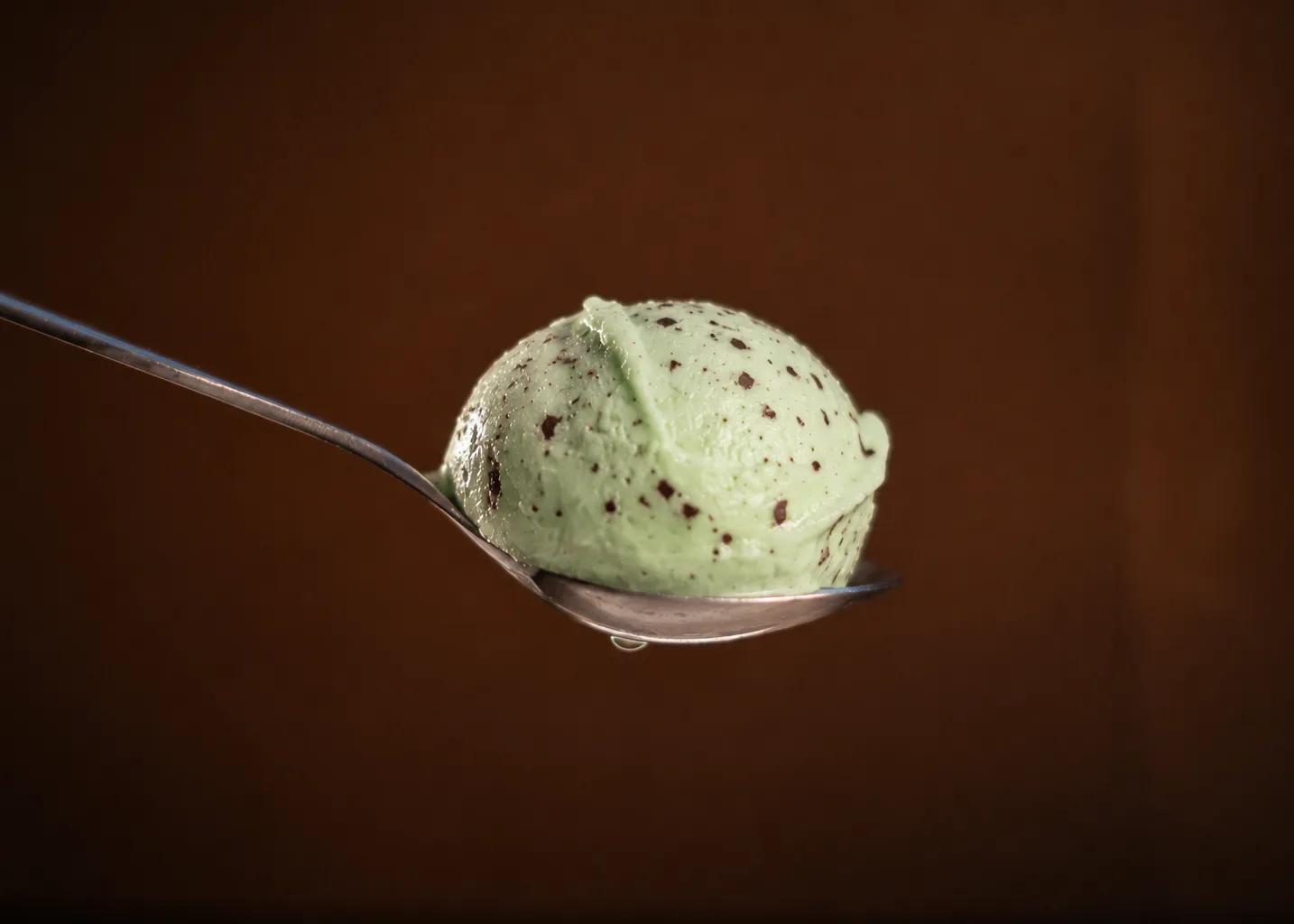 Popular item de Carlo Gelato: Chocomenta