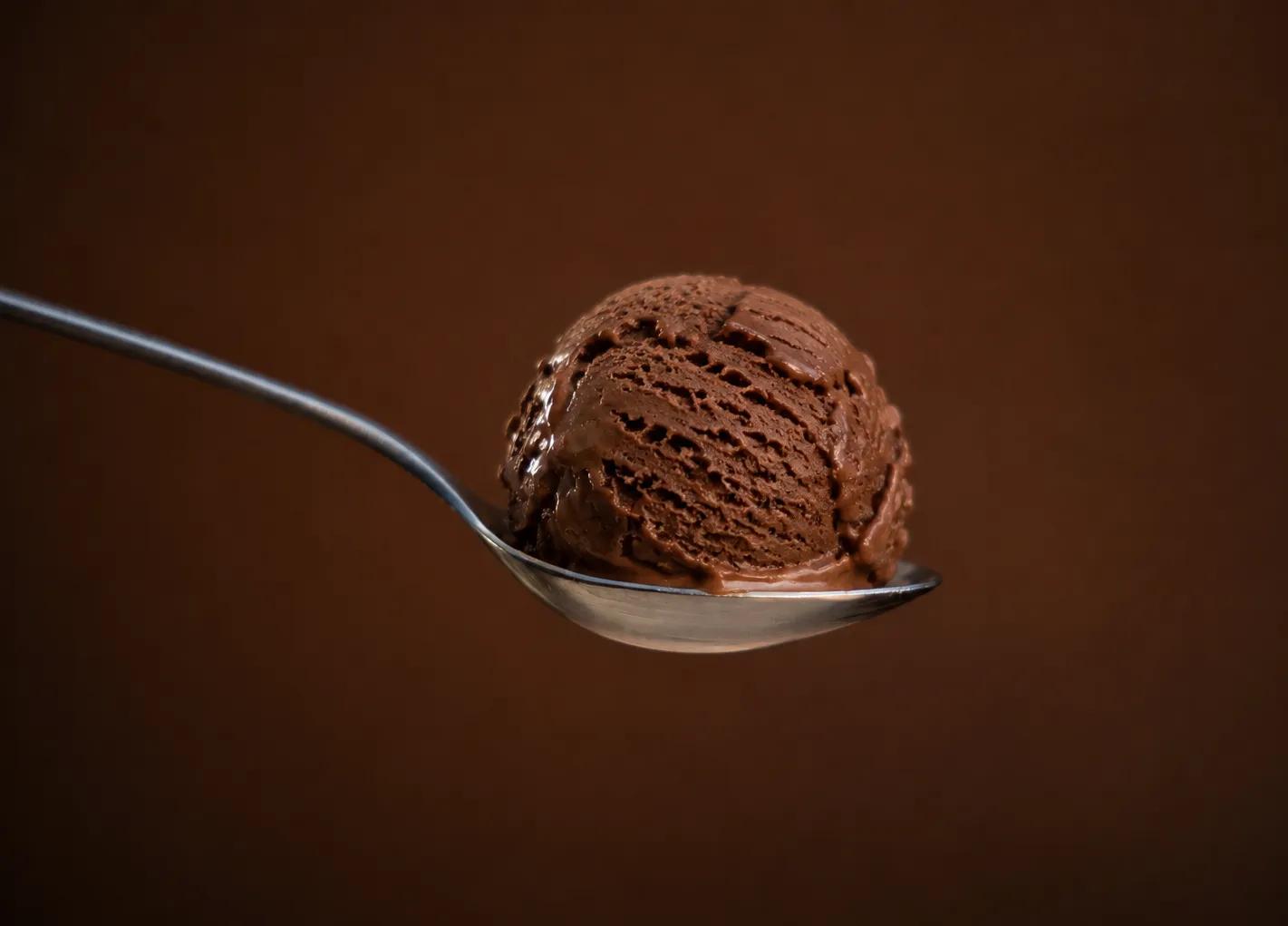 Popular item de Carlo Gelato: Chocolate Tradicional